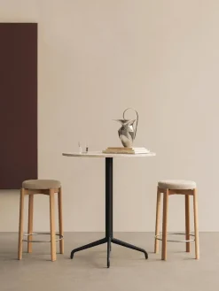 Audo Copenhagen Passage Counter Stool, upholstered fra New