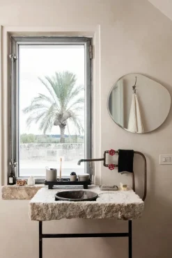 Ferm Living Pond Mirror lille, Brass fra Online