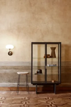 GUBI Private Vitrine fra Best
