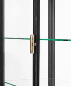 GUBI Private Vitrine fra Best