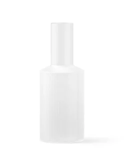 Ferm Living Ripple Carafe Frosted fra Best