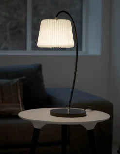 Le Klint Snowdrop 320T Bordlampe fra Best