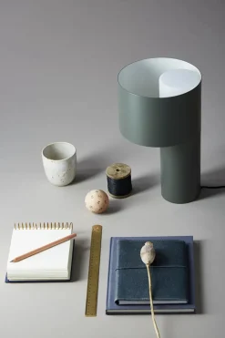 Woud Tangent Table Lamp fra Online