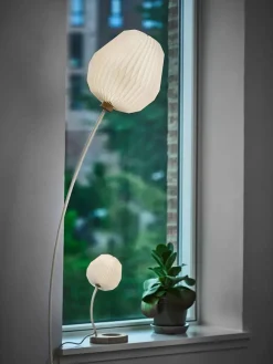 Le Klint The Bouquet Bordlampe fra Hot