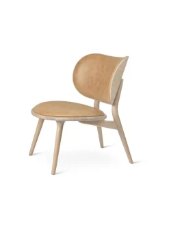 Mater The Lounge Chair, mat lakeret eg med naturfarvet læder fra New