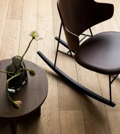 Audo Copenhagen The Penguin Rocking Chair, Læder fra Hot