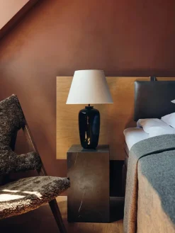 Audo Copenhagen Torso 57 Bordlampe fra Sale