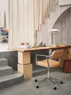 Vipp 453 Swivel+ Chair m/hjul, dark sand tekstil fra Clearance