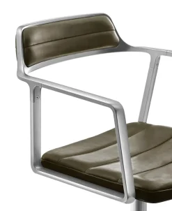 Vipp 452 Swivel Chair m/hjul, dark sand fra Discount