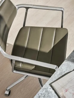 Vipp 453 Swivel+ Chair m/hjul, sort læder fra Discount