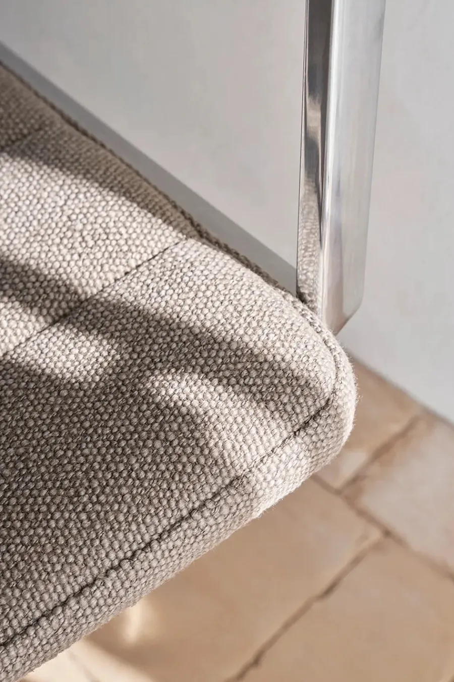 Vipp 452 Swivel Chair m/sort stel & hjul, sort læder fra Clearance
