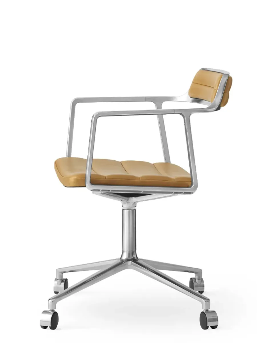 Vipp 452 Swivel Chair m/sort stel & hjul, sort læder fra Clearance