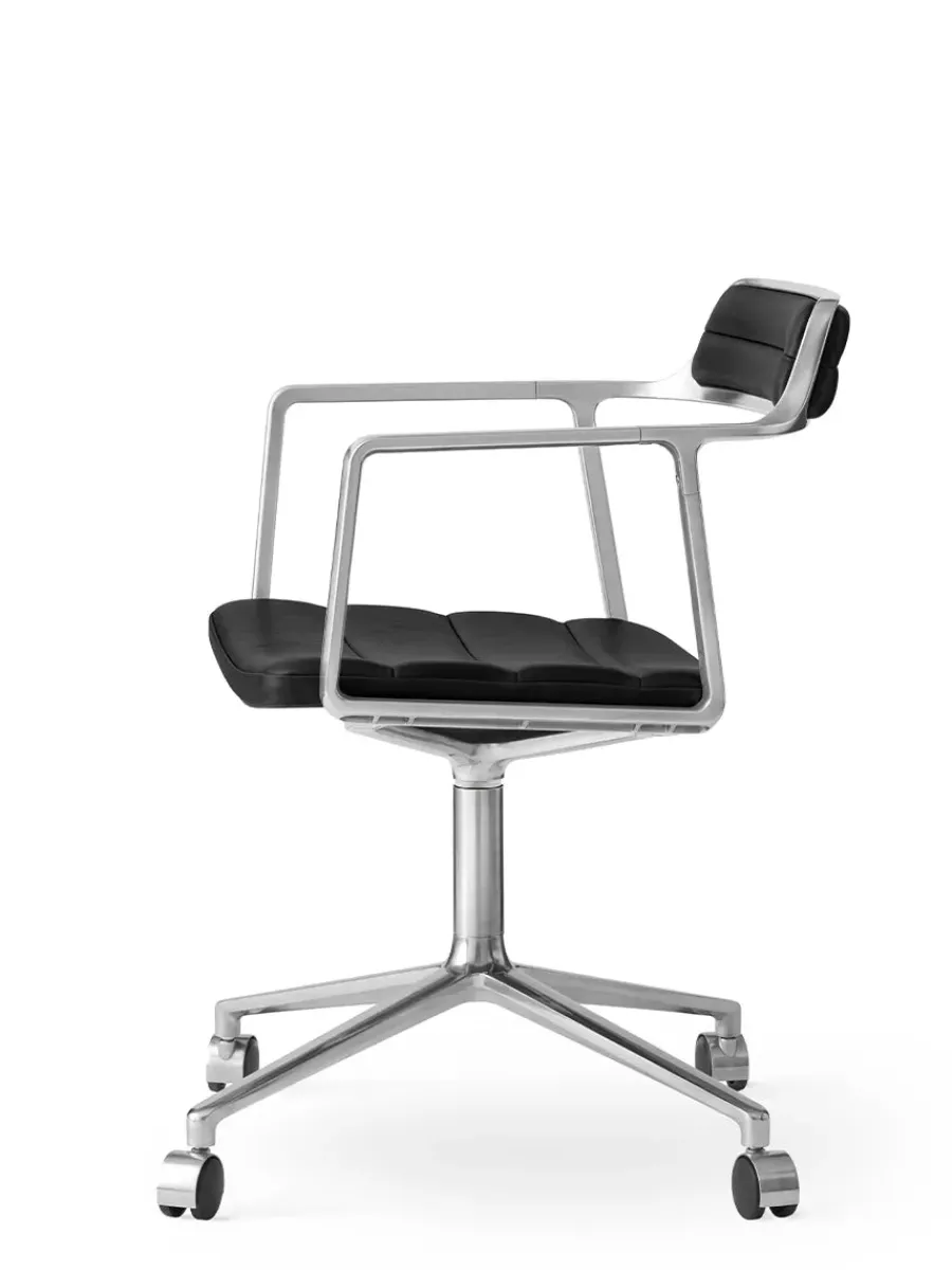 Vipp 452 Swivel Chair m/sort stel & hjul, sort læder fra Clearance