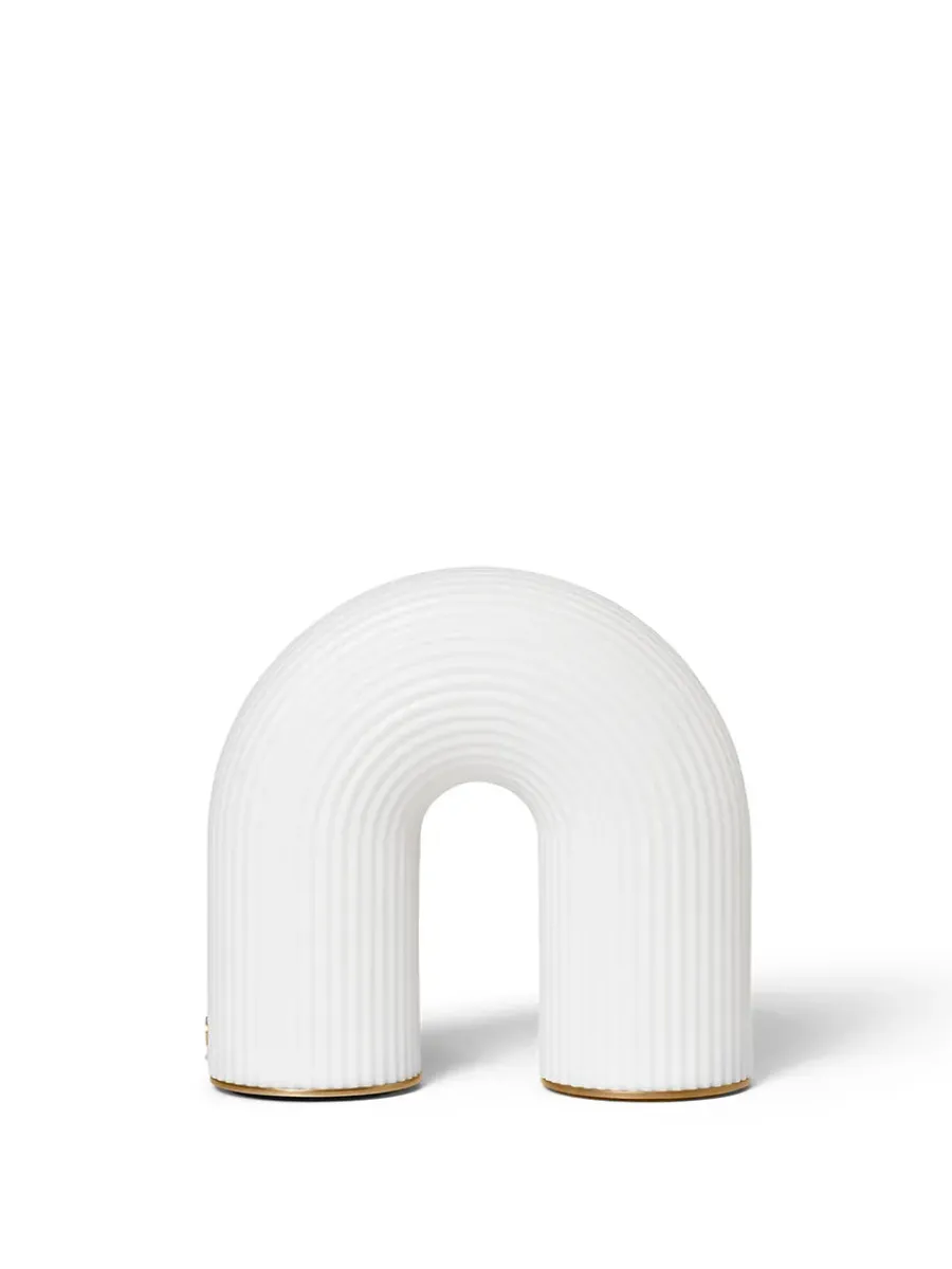 Ferm Living Vuelta Portable Lamp fra Outlet