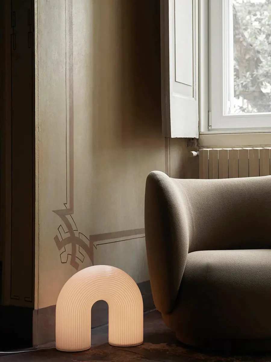 Ferm Living Vuelta Portable Lamp fra Outlet