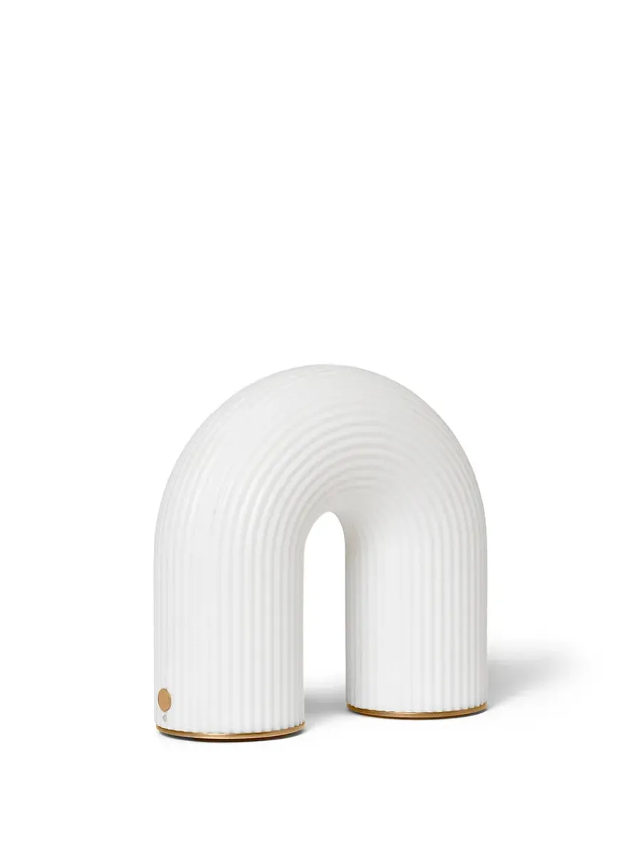 Ferm Living Vuelta Portable Lamp fra Outlet
