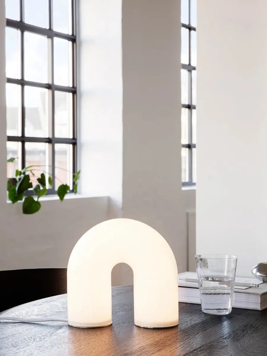 Ferm Living Vuelta Portable Lamp fra Outlet